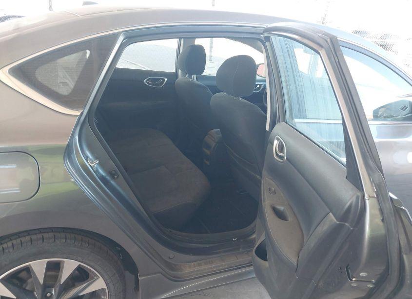 Photo 8 of 2016 Nissan Sentra SR (VIN 3N1AB7AP3GY250175)