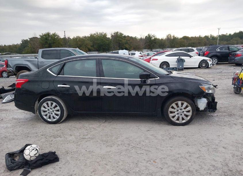 Photo 14 of 2016 Nissan Sentra S (VIN 3N1AB7AP3GY260737)