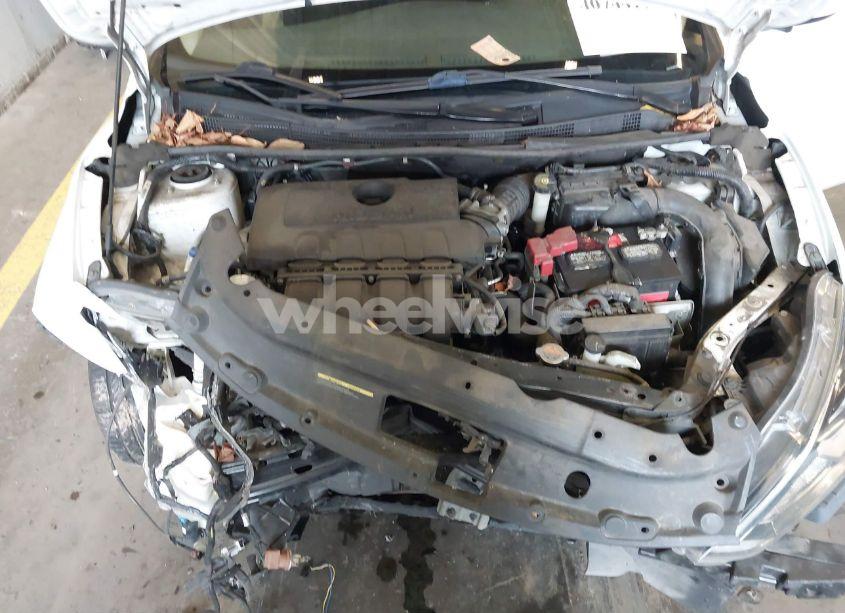 Photo 10 of 2016 Nissan Sentra SV (VIN 3N1AB7AP3GY267669)