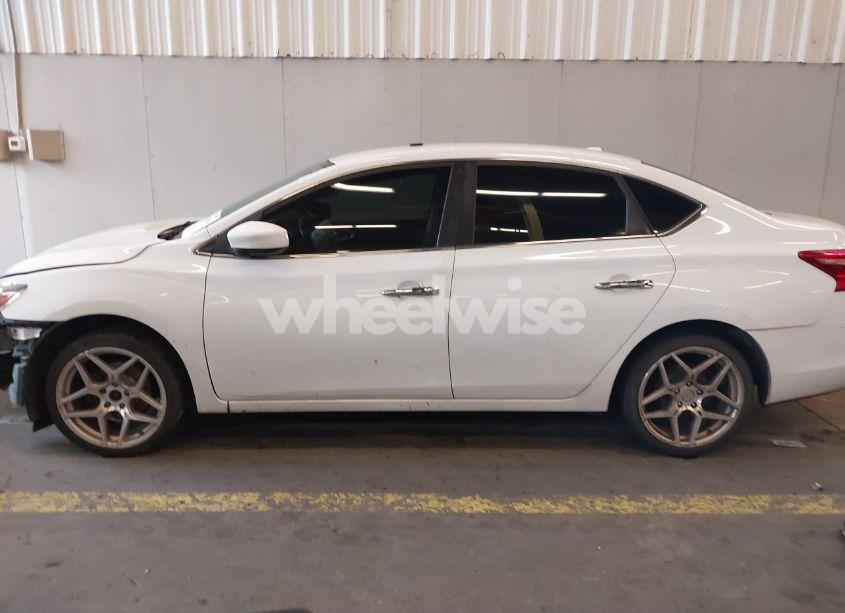 Photo 15 of 2016 Nissan Sentra SV (VIN 3N1AB7AP3GY267669)