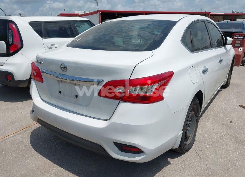 Photo 4 of 2016 Nissan Sentra S (VIN 3N1AB7AP3GY270572)