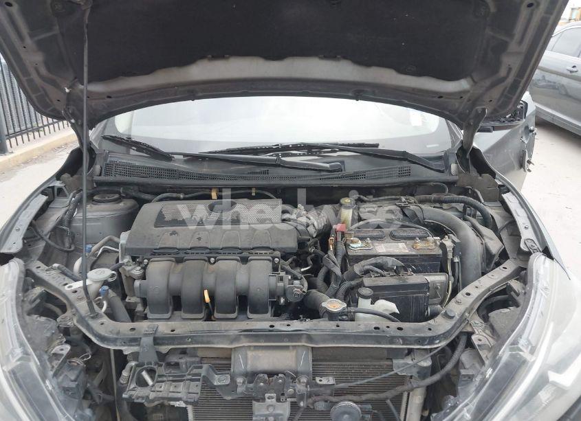 Photo 10 of 2016 Nissan Sentra SV (VIN 3N1AB7AP3GY276663)