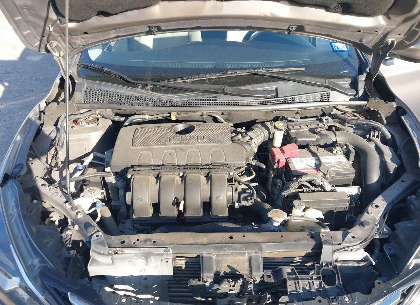 Photo 10 of 2016 Nissan Sentra SV (VIN 3N1AB7AP3GY291602)