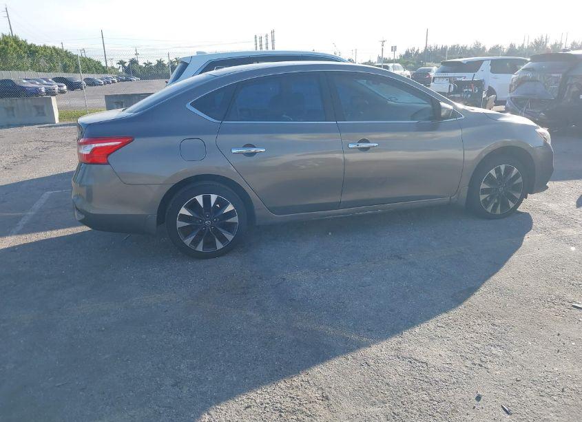 Photo 4 of 2016 Nissan Sentra SV (VIN 3N1AB7AP3GY291602)