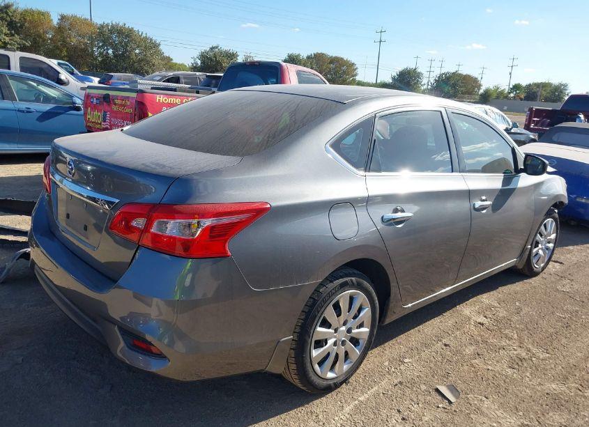 Photo 4 of 2016 Nissan Sentra S (VIN 3N1AB7AP3GY295603)