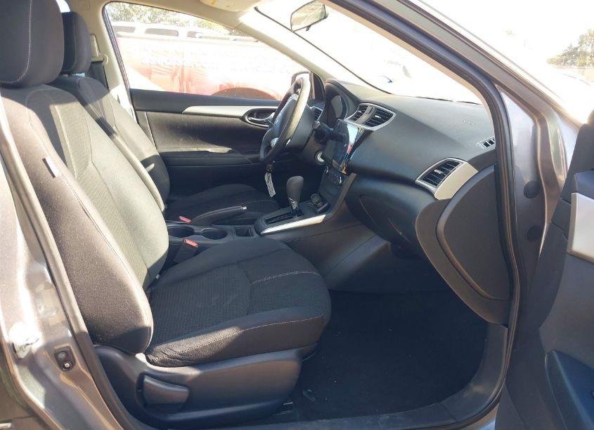 Photo 5 of 2016 Nissan Sentra S (VIN 3N1AB7AP3GY295603)