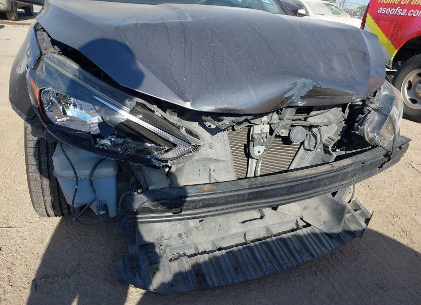 Photo 6 of 2016 Nissan Sentra S (VIN 3N1AB7AP3GY295603)