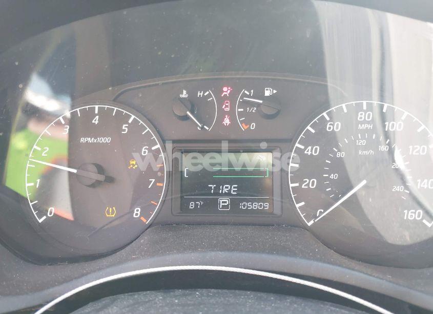 Photo 7 of 2016 Nissan Sentra S (VIN 3N1AB7AP3GY308561)