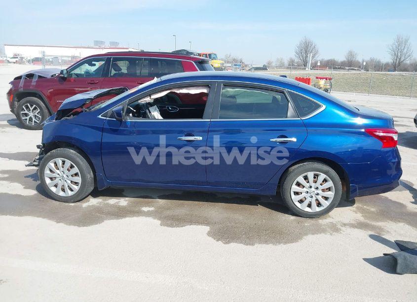 Photo 15 of 2016 Nissan Sentra SV (VIN 3N1AB7AP3GY313503)