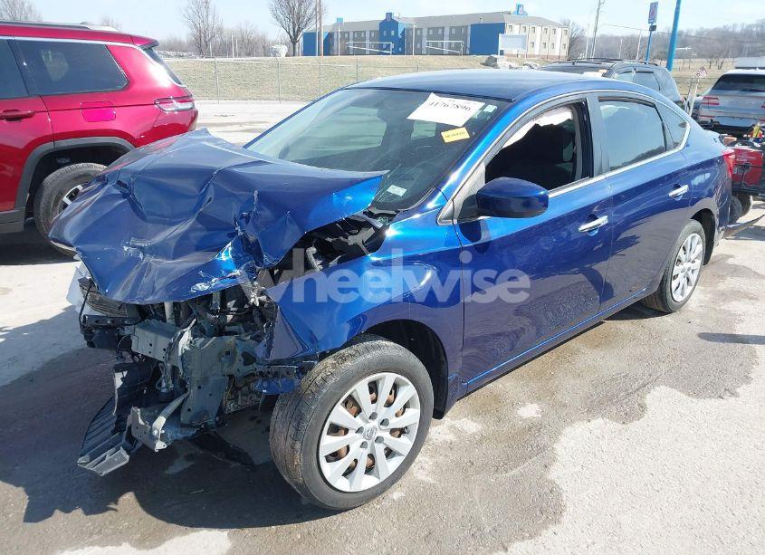 Photo 2 of 2016 Nissan Sentra SV (VIN 3N1AB7AP3GY313503)