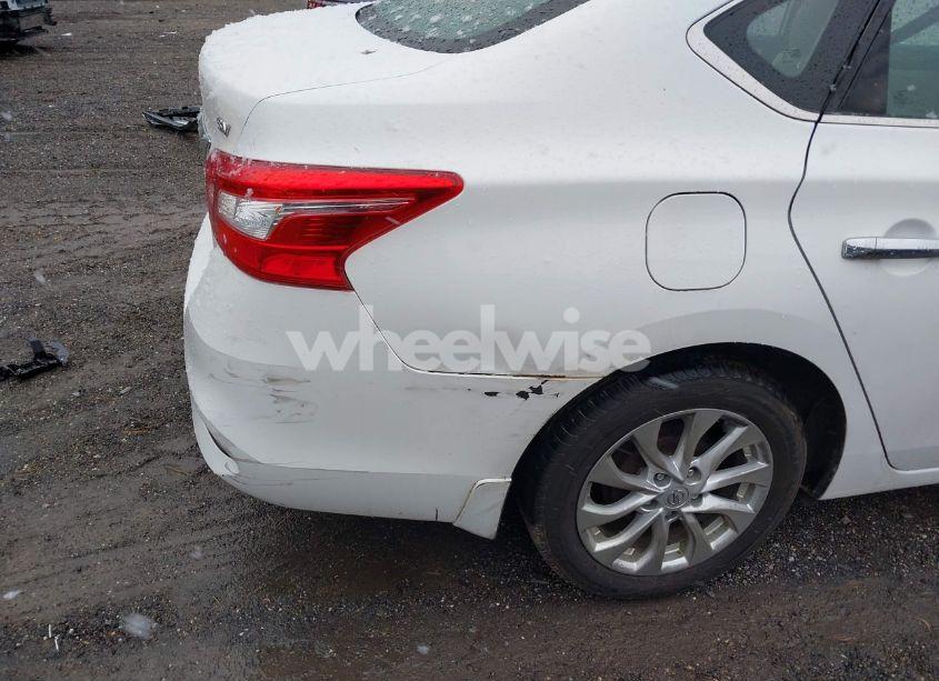 Photo 13 of 2016 Nissan Sentra SV (VIN 3N1AB7AP3GY318216)