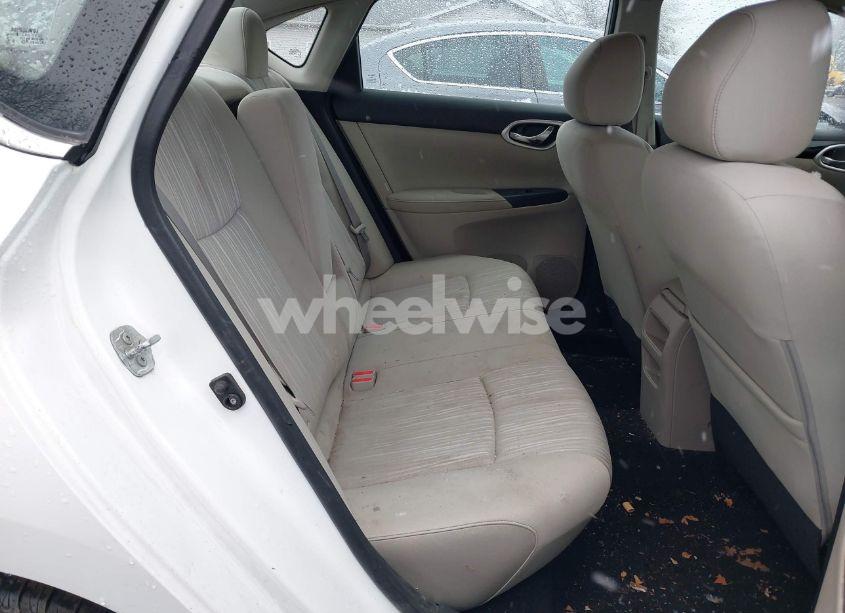 Photo 8 of 2016 Nissan Sentra SV (VIN 3N1AB7AP3GY318216)