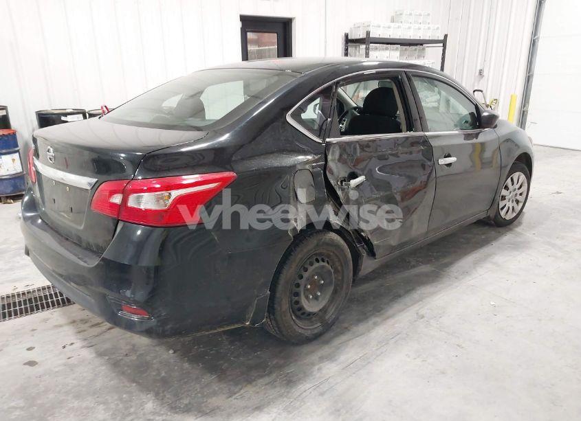 Photo 4 of 2016 Nissan Sentra S (VIN 3N1AB7AP3GY323044)