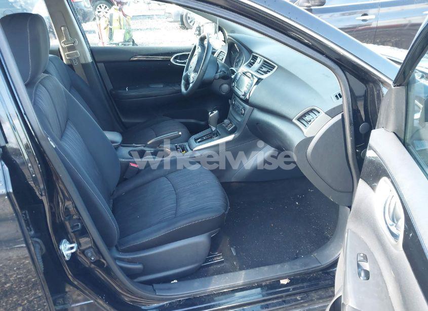 Photo 5 of 2017 Nissan Sentra SV (VIN 3N1AB7AP3HL643818)