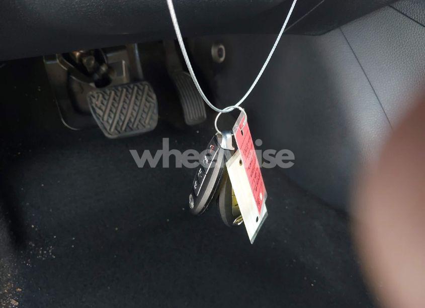 Photo 11 of 2017 Nissan Sentra SV (VIN 3N1AB7AP3HL646184)