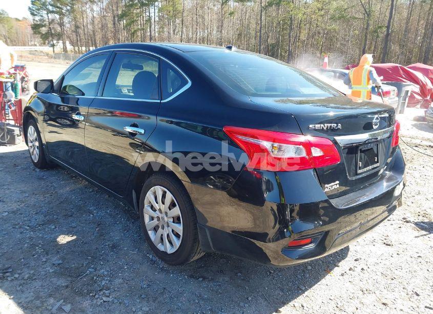 Photo 3 of 2017 Nissan Sentra SV (VIN 3N1AB7AP3HL661395)