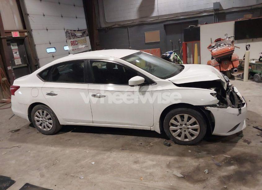 Photo 13 of 2017 Nissan Sentra SV (VIN 3N1AB7AP3HL661574)