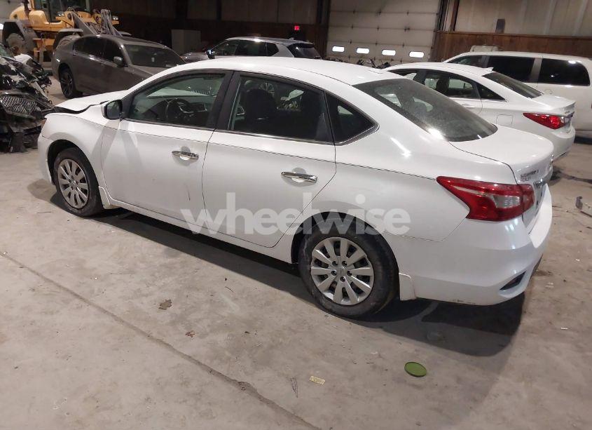Photo 3 of 2017 Nissan Sentra SV (VIN 3N1AB7AP3HL661574)