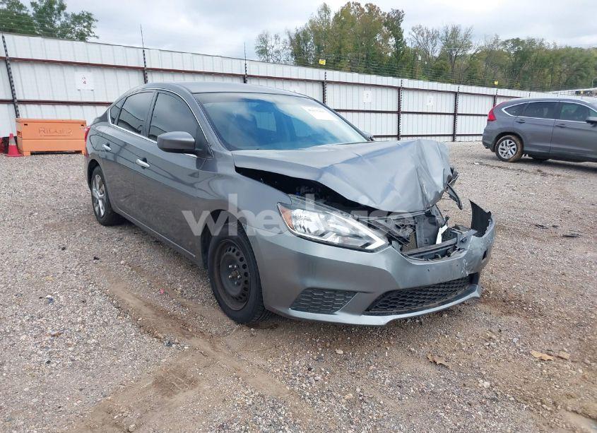 2017 Nissan Sentra SV (VIN 3N1AB7AP3HL670582) main photo