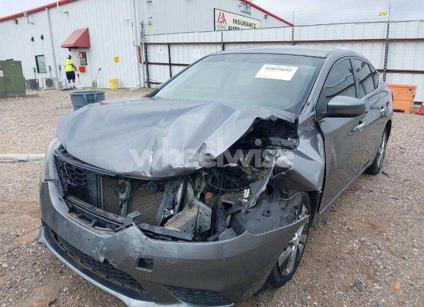 Photo 6 of 2017 Nissan Sentra SV (VIN 3N1AB7AP3HL670582)