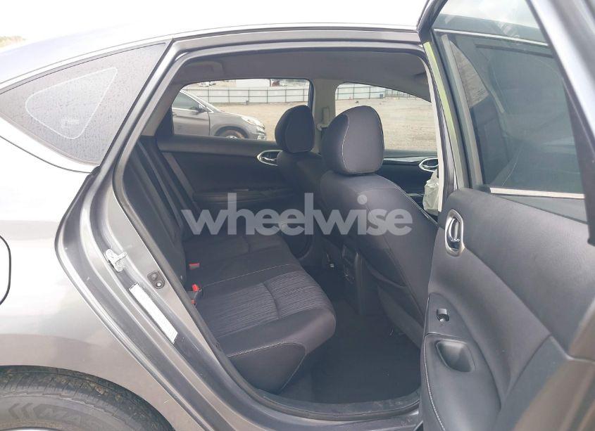 Photo 8 of 2017 Nissan Sentra SV (VIN 3N1AB7AP3HL670582)