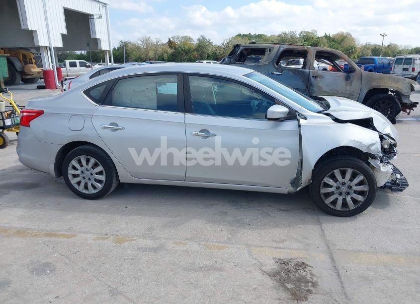 Photo 14 of 2017 Nissan Sentra SV (VIN 3N1AB7AP3HL720655)