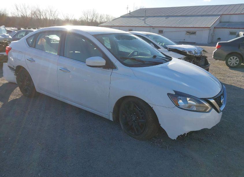 2017 Nissan Sentra S (VIN 3N1AB7AP3HY205495) main photo