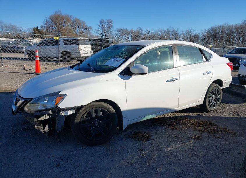 Photo 15 of 2017 Nissan Sentra S (VIN 3N1AB7AP3HY205495)