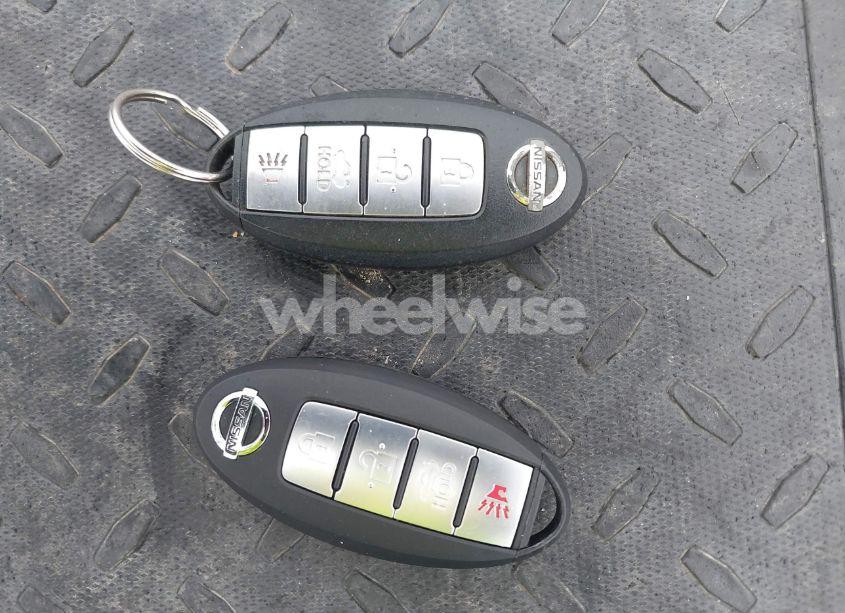 Photo 11 of 2017 Nissan Sentra SR (VIN 3N1AB7AP3HY206792)