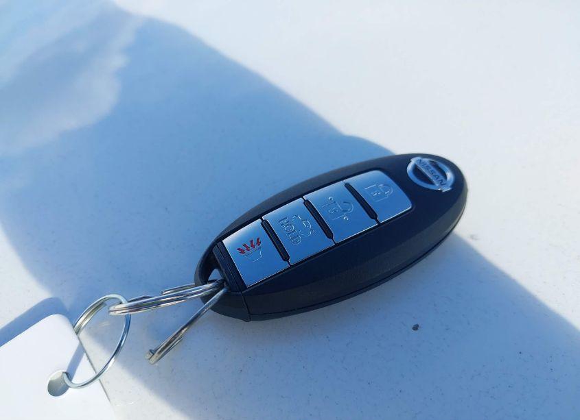 Photo 11 of 2017 Nissan Sentra SR (VIN 3N1AB7AP3HY208462)