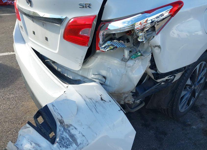 Photo 6 of 2017 Nissan Sentra SR (VIN 3N1AB7AP3HY208462)