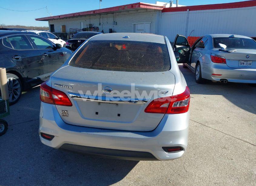 Photo 17 of 2017 Nissan Sentra SV (VIN 3N1AB7AP3HY270704)
