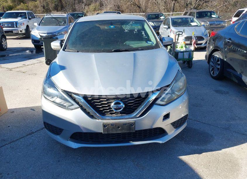Photo 6 of 2017 Nissan Sentra SV (VIN 3N1AB7AP3HY270704)