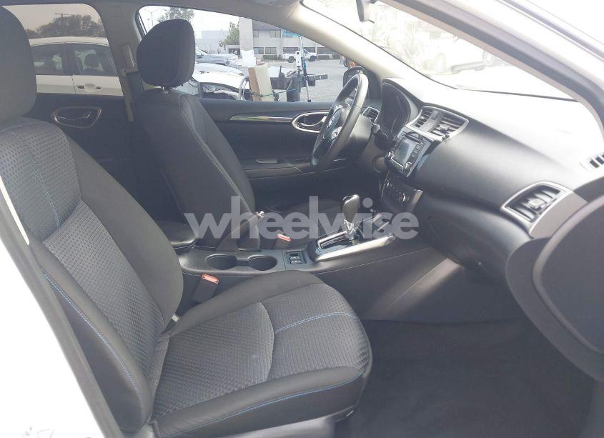 Photo 5 of 2017 Nissan Sentra SR (VIN 3N1AB7AP3HY276177)