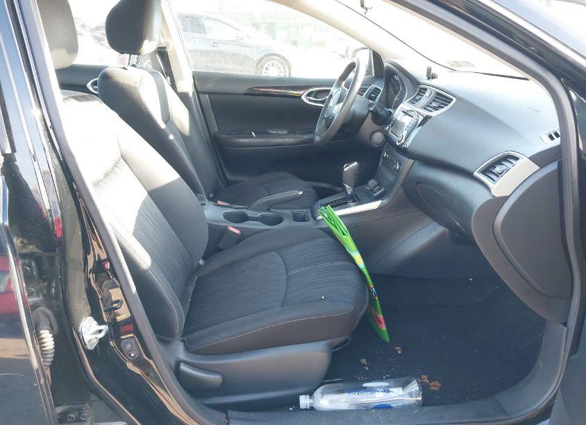 Photo 5 of 2017 Nissan Sentra SV (VIN 3N1AB7AP3HY276230)