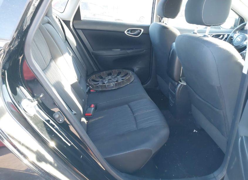 Photo 8 of 2017 Nissan Sentra SV (VIN 3N1AB7AP3HY276230)