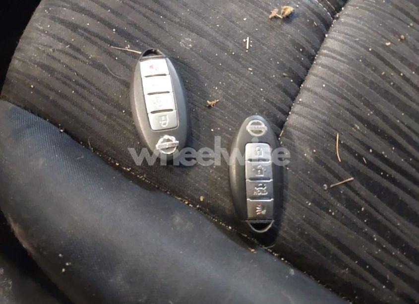 Photo 11 of 2017 Nissan Sentra SV (VIN 3N1AB7AP3HY279516)