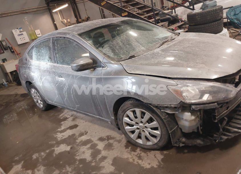 Photo 13 of 2017 Nissan Sentra SV (VIN 3N1AB7AP3HY279516)