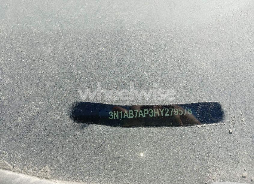 Photo 9 of 2017 Nissan Sentra SV (VIN 3N1AB7AP3HY279578)