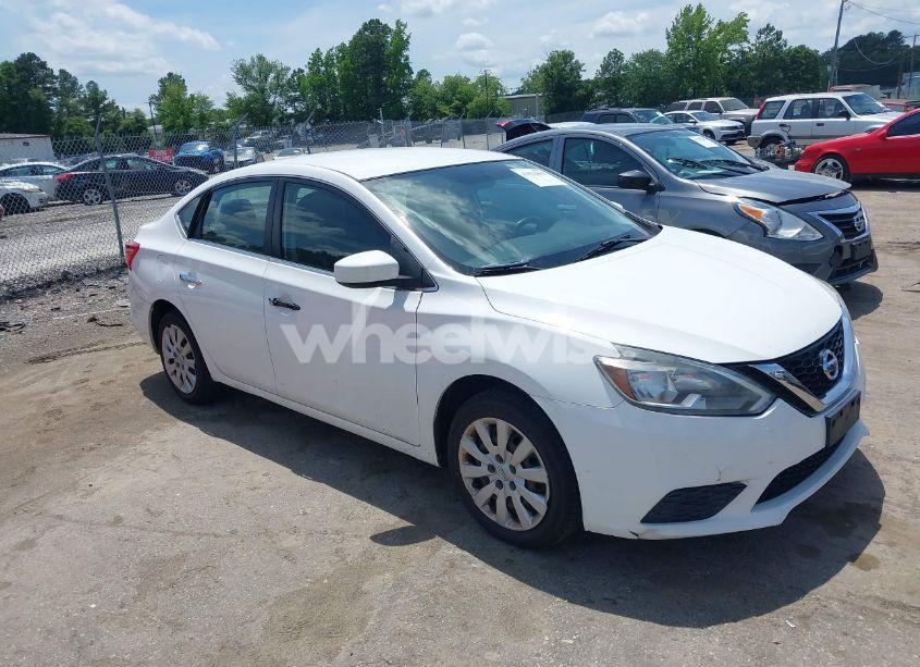 2017 Nissan Sentra SV (VIN 3N1AB7AP3HY290032) main photo