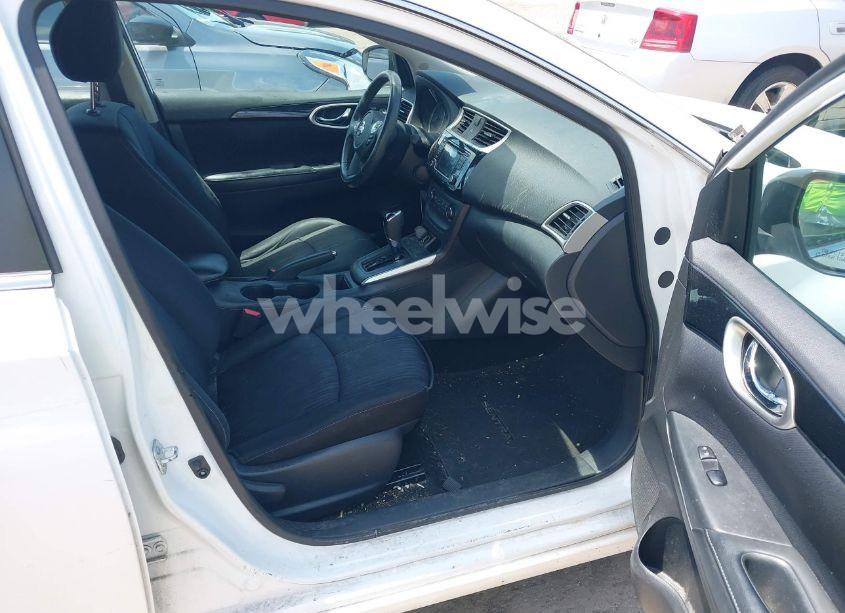 Photo 5 of 2017 Nissan Sentra SV (VIN 3N1AB7AP3HY290032)