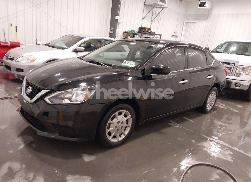 Photo 2 of 2017 Nissan Sentra SV (VIN 3N1AB7AP3HY305015)