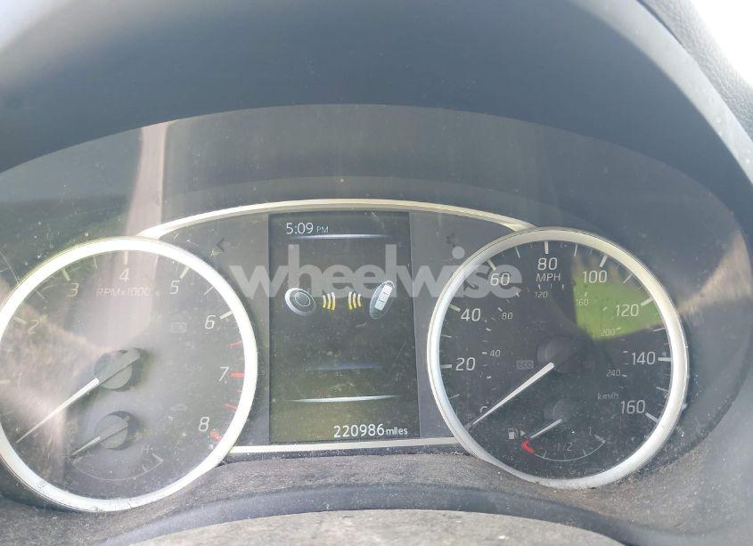 Photo 7 of 2017 Nissan Sentra SV (VIN 3N1AB7AP3HY311106)