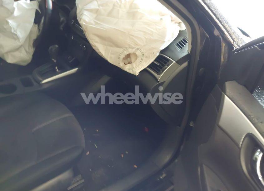 Photo 5 of 2017 Nissan Sentra S (VIN 3N1AB7AP3HY311140)