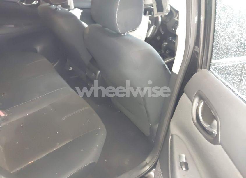 Photo 8 of 2017 Nissan Sentra S (VIN 3N1AB7AP3HY311140)