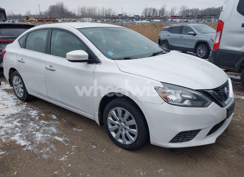 2017 Nissan Sentra SV (VIN 3N1AB7AP3HY320159) main photo
