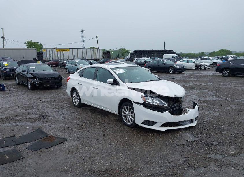 2017 Nissan Sentra SV (VIN 3N1AB7AP3HY326611) main photo