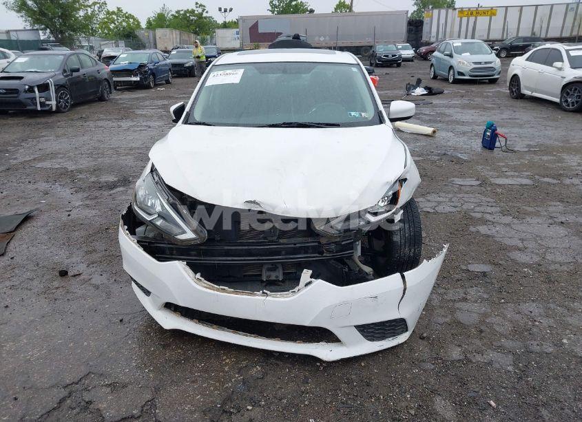 Photo 13 of 2017 Nissan Sentra SV (VIN 3N1AB7AP3HY326611)