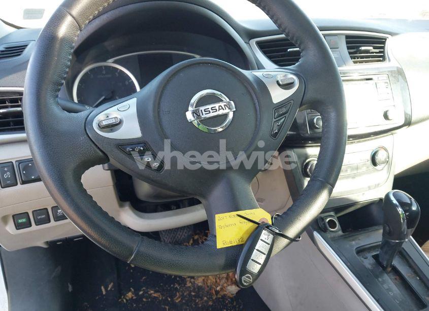 Photo 11 of 2017 Nissan Sentra SV (VIN 3N1AB7AP3HY329850)