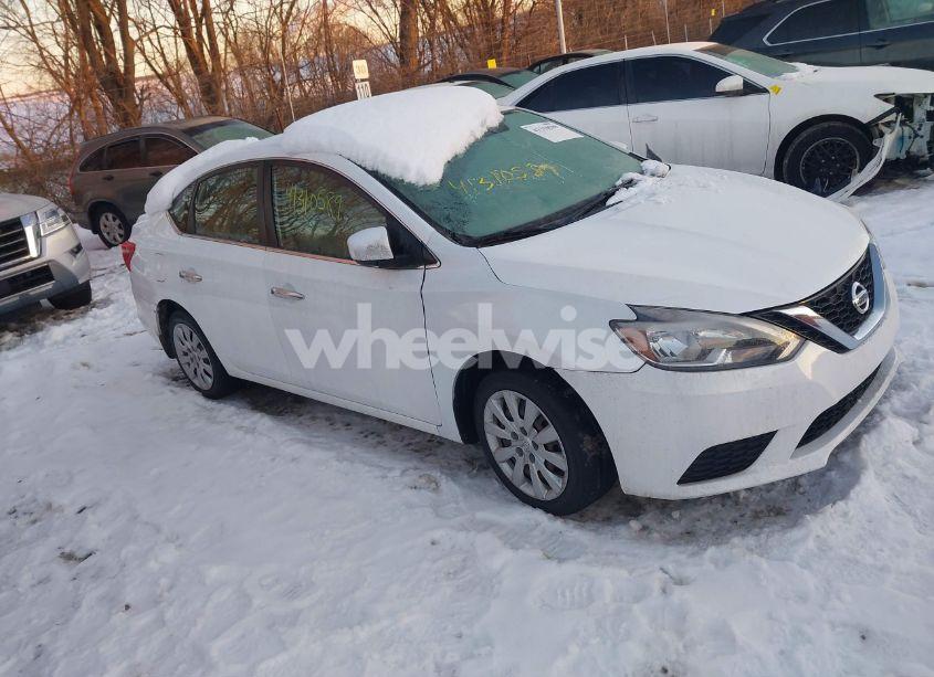 2017 Nissan Sentra (VIN 3N1AB7AP3HY333655) main photo